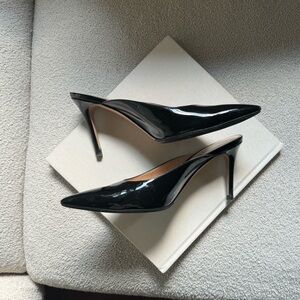 Gianvito Rossi Black Patent Leather Mules Heels Pumps, 38.5